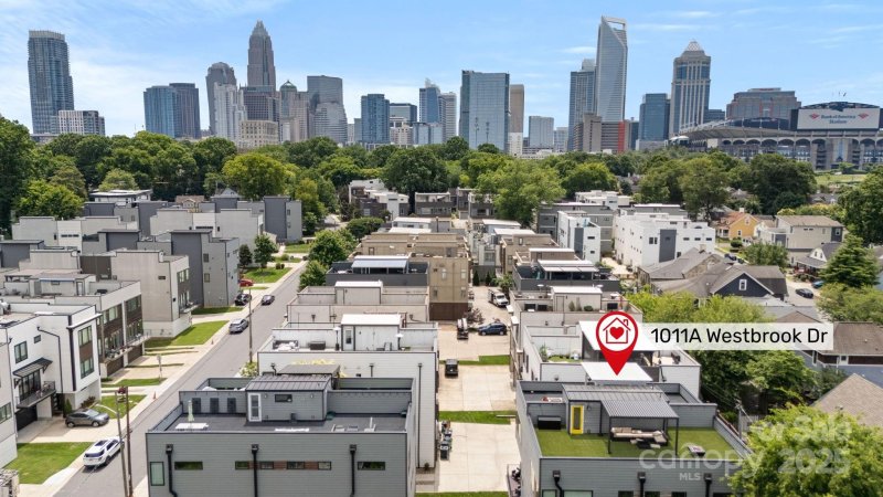 Property image 2 at 1011 Westbrook Drive, Charlotte, NC 28202