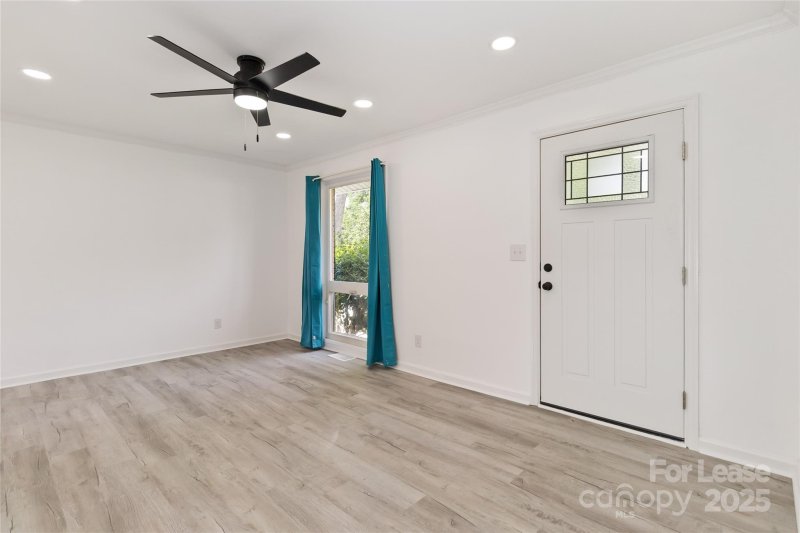Property image 3 of 1022 Delmar Lane in Clanton Park, Charlotte, NC 28217