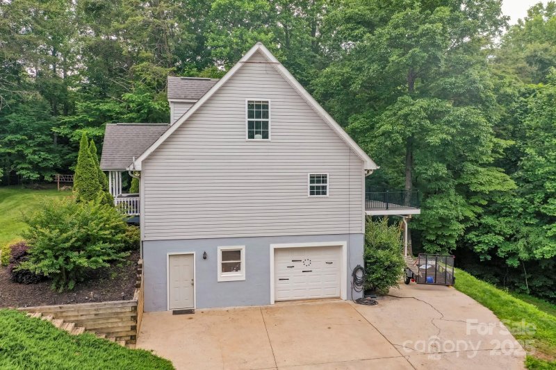 Property image 4 of 189 Greenhill Ridge Drive in Green Hill Farms, Rutherfordton, NC 28139