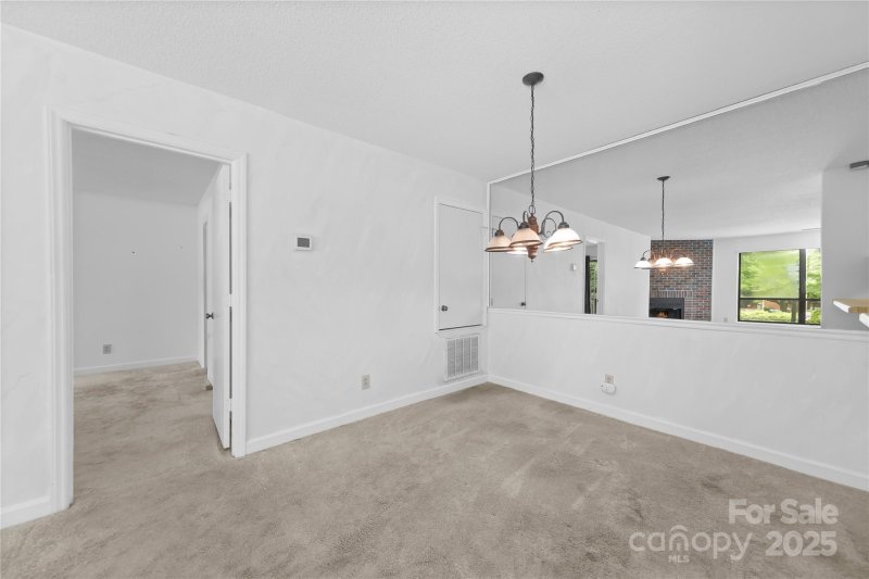 Property image 5 at 1604 Sharon Road, Charlotte, NC 28210