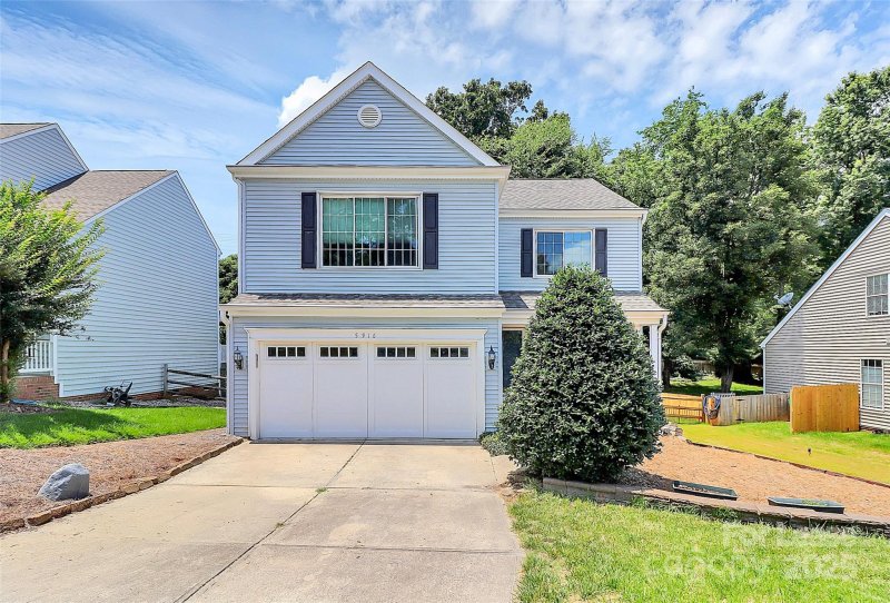 Property image 3 at 5916 Downfield Wood Drive, Charlotte, NC 28269