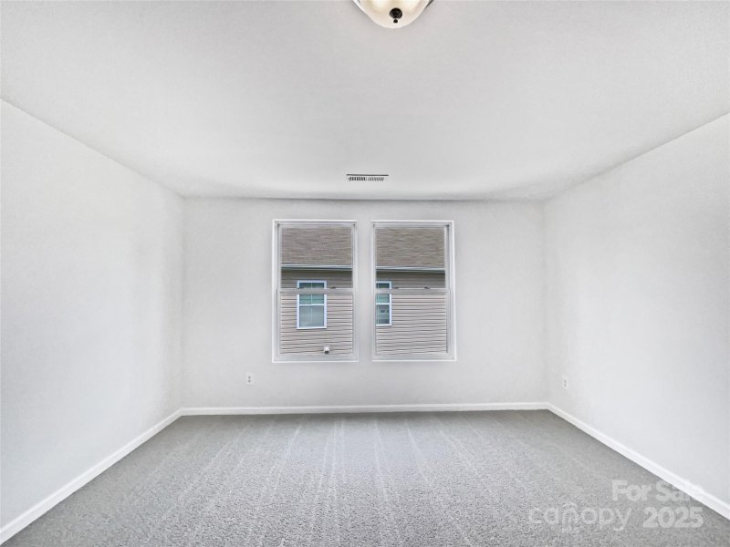 Property image 5 at 10328 Kempsford Drive, Charlotte, NC 28262