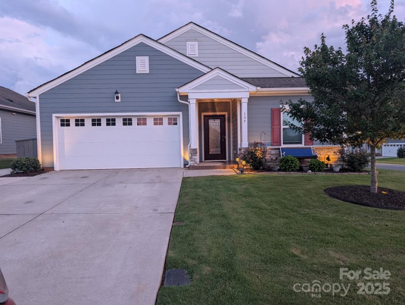 Property image 2 at 195 Willow Valley Drive, Mooresville, NC 28115