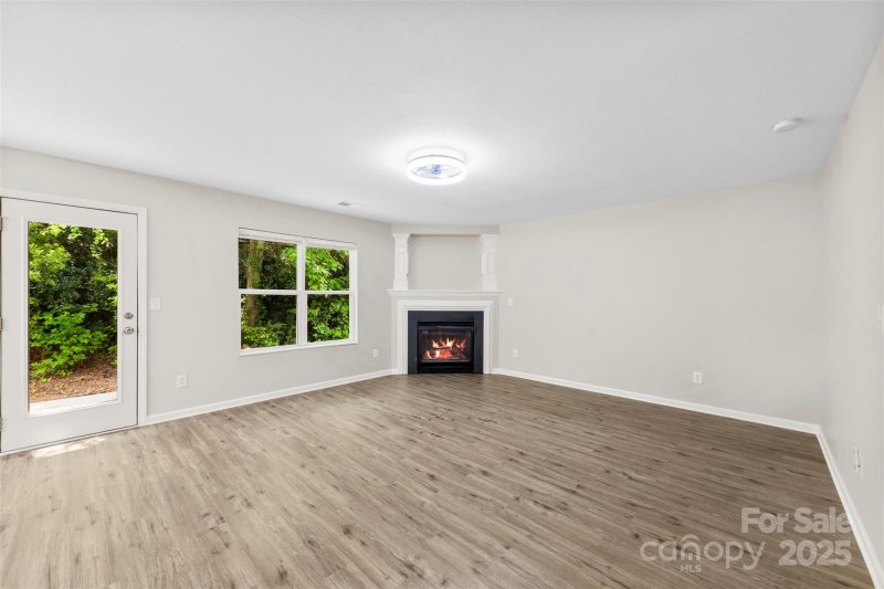 Property image 4 of 6340 Green Vista Court in Wallace Creek, Charlotte, NC 28212