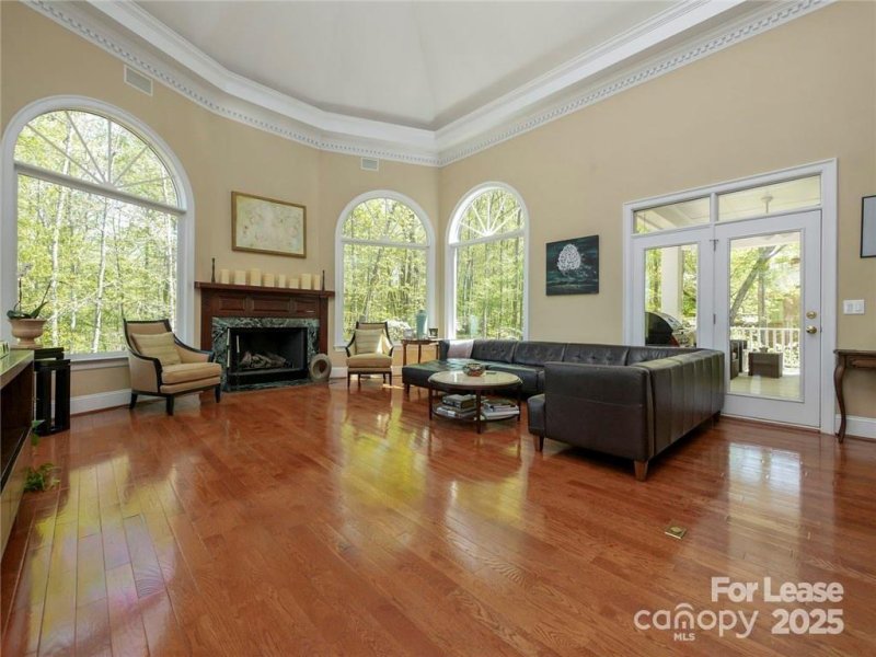 Property image 5 of 1025 Spyglass Lane in Firethorne, Marvin, NC 28173