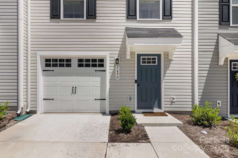 Property image 2 at 5690 Granbury Drive, Kannapolis, NC 28081