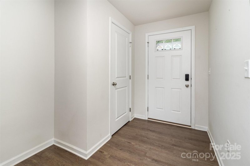 Property image 3 at 5690 Granbury Drive, Kannapolis, NC 28081