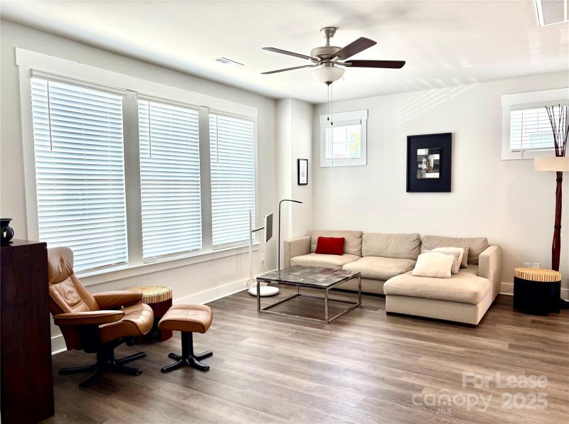 Property image 2 at 562 Amalfi Drive, Davidson, NC 28036