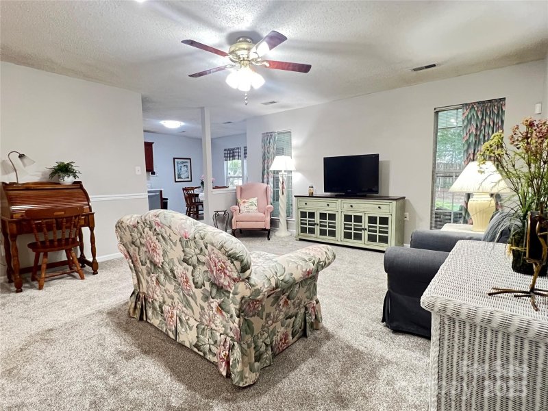 Property image 5 at 5434 Starflower Drive, Charlotte, NC 28215