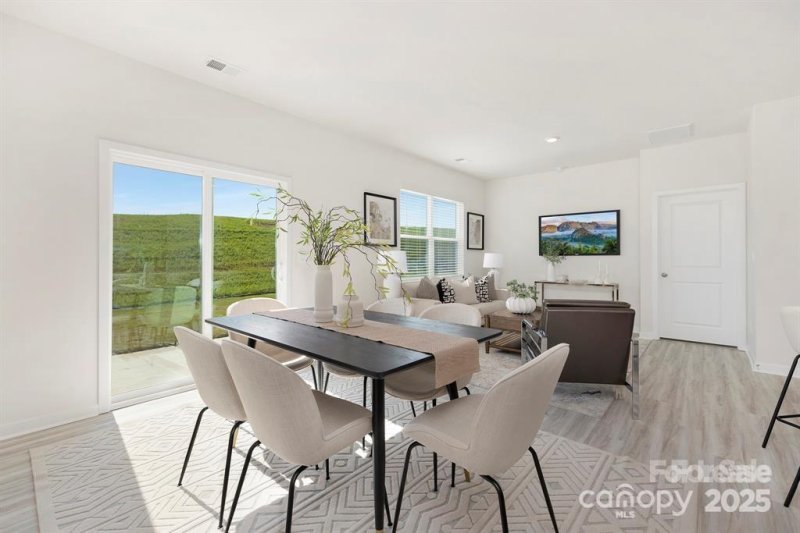 Property image 5 at 3518 Cramer Creek Drive, Gastonia, NC 28056