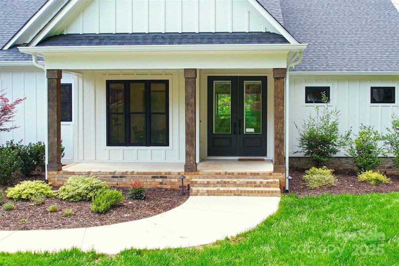 Property image 3 at 176 Windwood Lane, Troutman, NC 28166