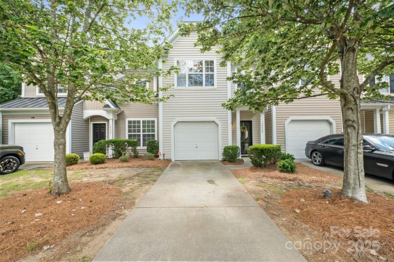 Property image 2 at 14664 Lions Paw Street, Charlotte, NC 28273