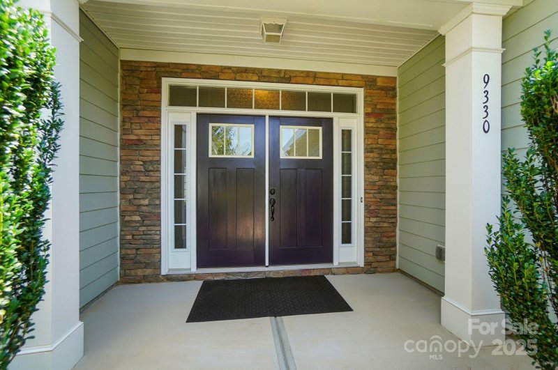 Property image 2 at 9330 Carneros Creek Road, Charlotte, NC 28214
