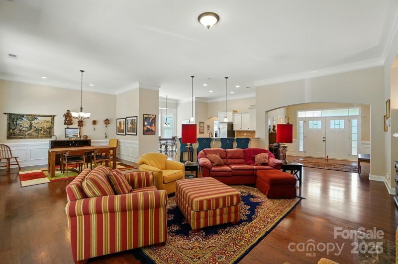 Property image 5 at 9330 Carneros Creek Road, Charlotte, NC 28214