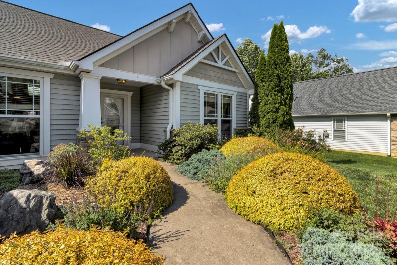 Property image 5 at 16 Sunview Circle, Arden, NC 28704