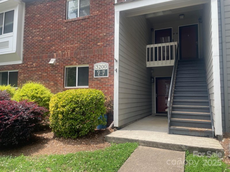 Property image 2 at 3200 Heathstead Place, Charlotte, NC 28210