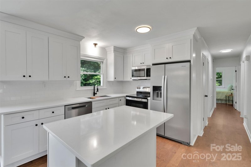 Property image 3 of 113 Lou Drive in Lamar Acres, Gastonia, NC 28052