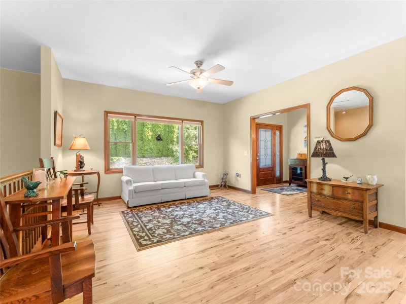 Property image 4 of 253 Sandy Lane in Big Hill, Brevard, NC 28712