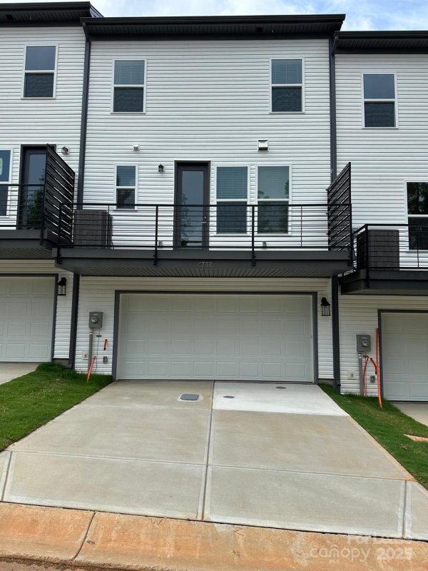 Property image 2 at 1732 Blanche Street, Charlotte, NC 28262