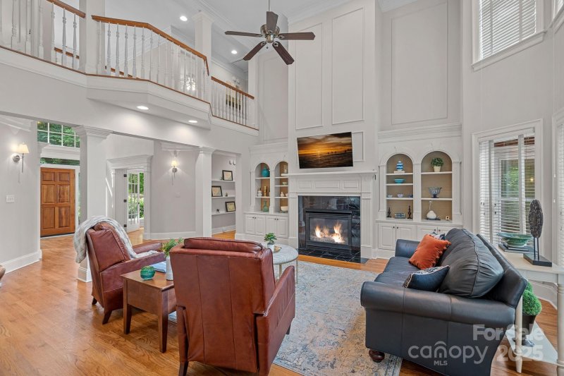 Property image 3 of 1317 Longleaf Court in Providence Place, Matthews, NC 28104