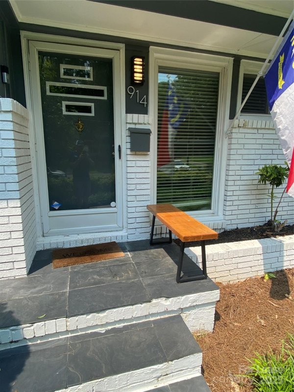 Property image 4 at 914 Burnley Road, Charlotte, NC 28210