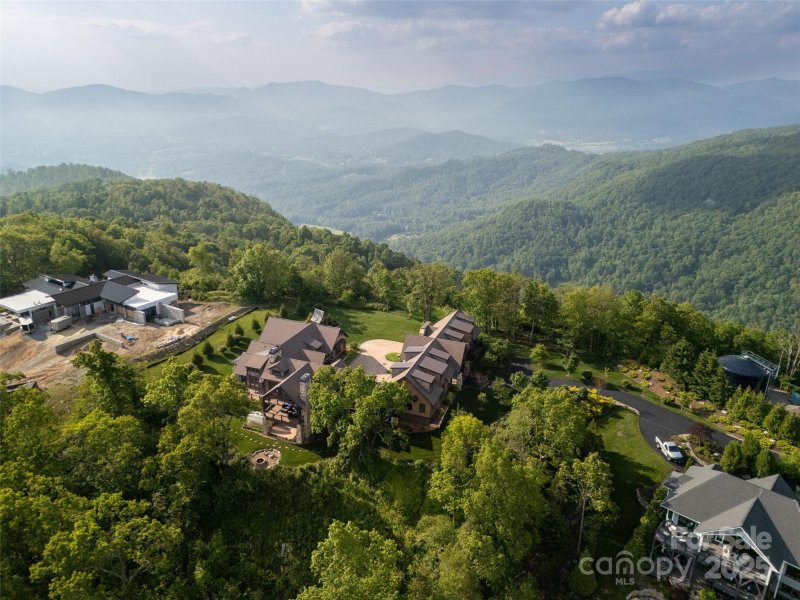 Property image 4 of 93 N Snow Ridge Drive in Grand Highlands at Bearwallow, Hendersonville, NC 28792