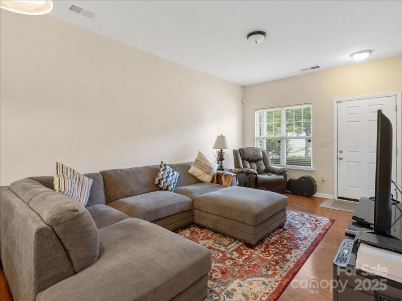 Property image 4 at 13909 Singleleaf Lane, Charlotte, NC 28278