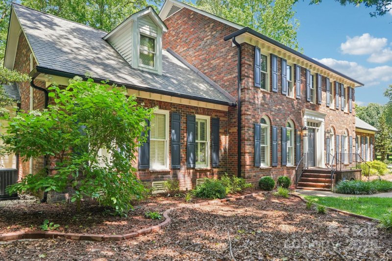 Property image 4 at 1545 Chadmore Lane, Concord, NC 28027