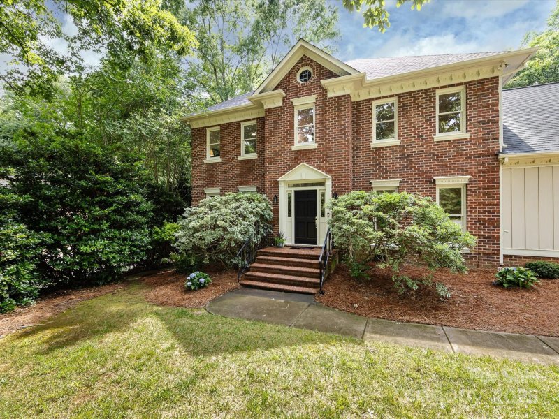 Property image 2 at 9415 Braemar Terrace, Charlotte, NC 28210