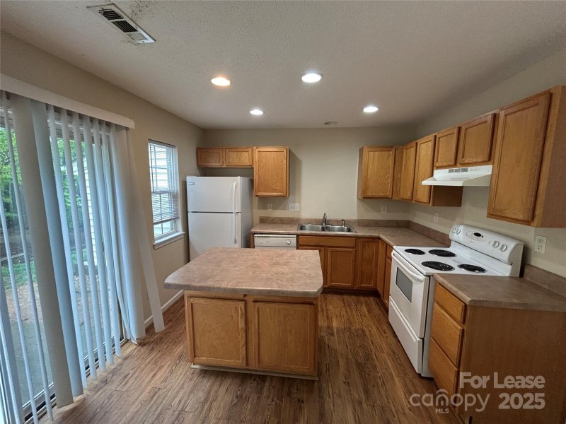 Property image 4 at 109 Navigator Court, Mooresville, NC 28117