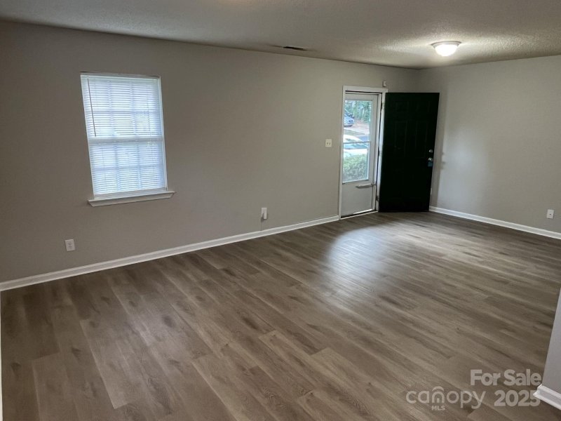 Property image 4 at 1714 Maribel Avenue, Charlotte, NC 28216