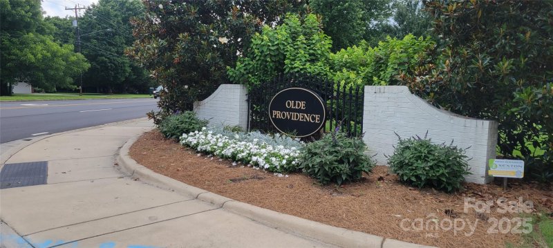 Property image 2 at 7017 Knightswood Drive, Charlotte, NC 28226