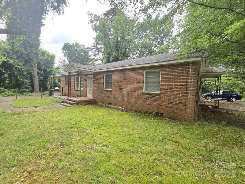 Property image 4 at 2433 Eargle Road, Charlotte, NC 28269