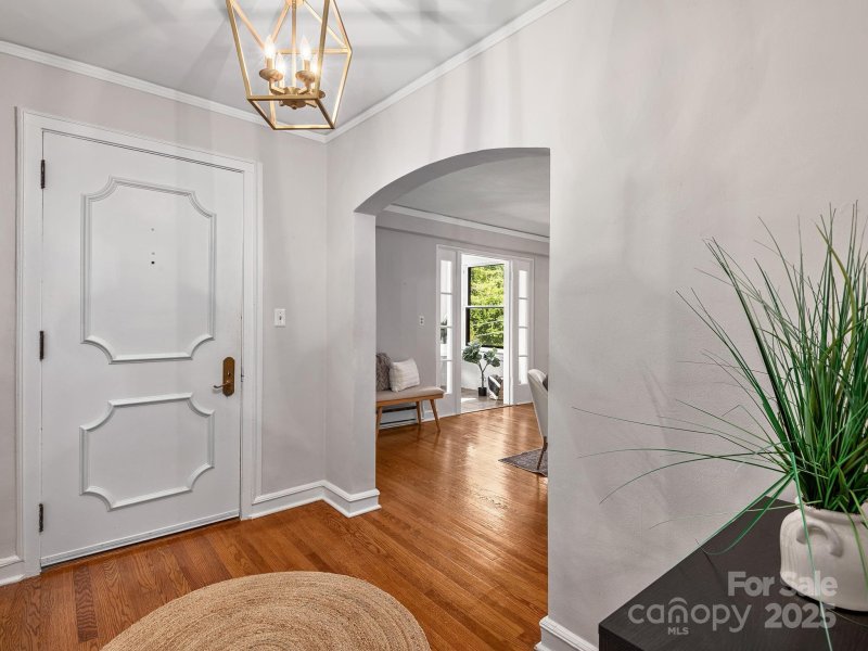 Property image 2 at 185 Macon Avenue, Asheville, NC 28804