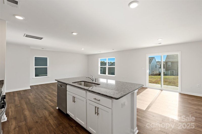 Property image 5 at 1450 Mammoth Road, Hickory, NC 28602