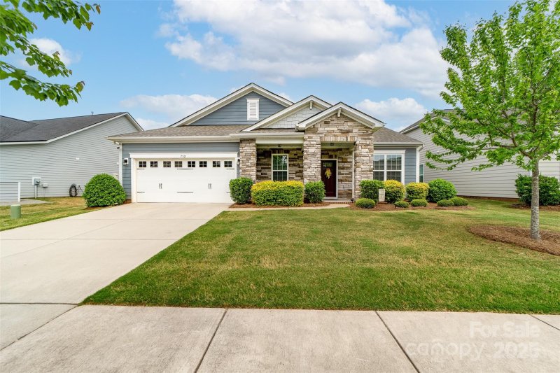 Property image 2 at 732 Wood Lily Drive, Belmont, NC 28012