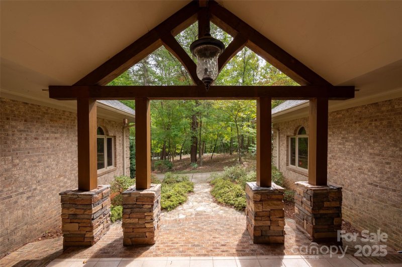 Property image 3 of 909 Baron Road in Aero Plantation, Waxhaw, NC 28173