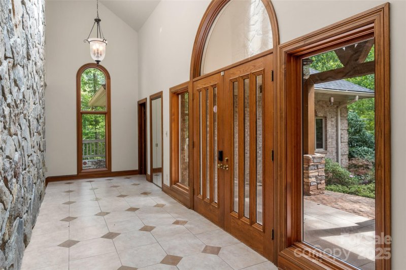 Property image 4 of 909 Baron Road in Aero Plantation, Waxhaw, NC 28173