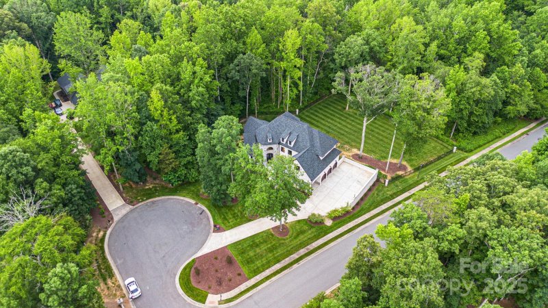 Property image 3 at 6327 Fox Tail Lane, Davidson, NC 28036