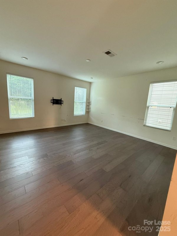 Property image 3 of 7339 Wheyfield Drive in Selwyn Landing, Charlotte, NC 28215