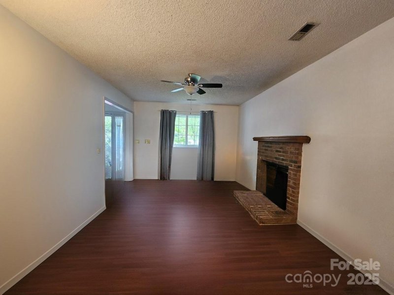 Property image 3 at 8904 Daventry Place, Charlotte, NC 28215
