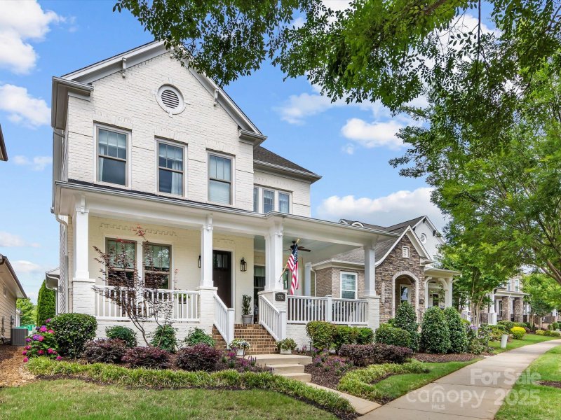 7732 Waverly Walk Avenue