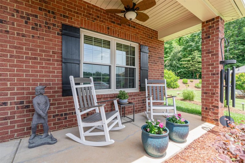 Property image 5 at 101 Harvest Farm Court, Mount Holly, NC 28120