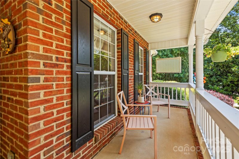 Property image 2 at 171 Highland Woods Court, Denver, NC 28037