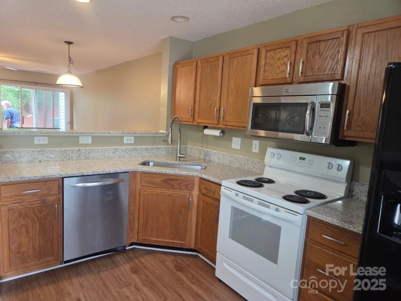 Property image 3 at 118 Barnhardt Loop, Mooresville, NC 28117