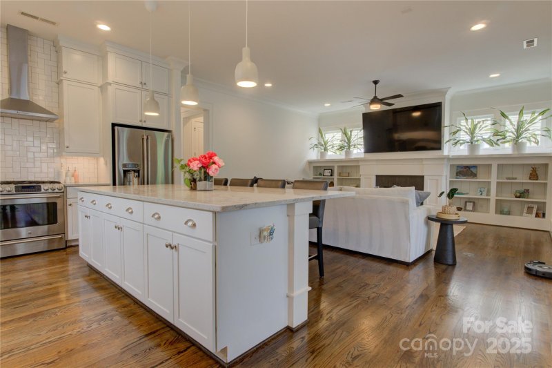 Property image 5 at 1427 Main Street, Charlotte, NC 28204