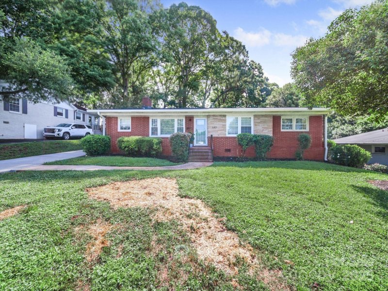 Property image 3 at 6401 Montpelier Road, Charlotte, NC 28210