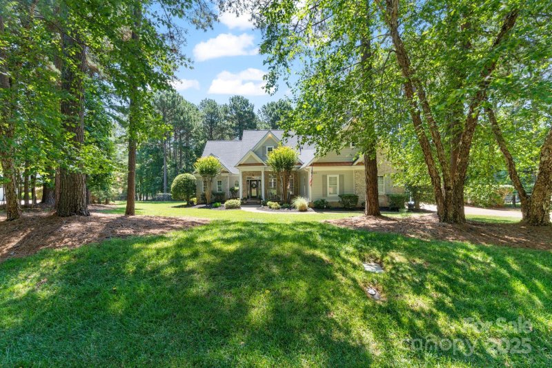 Property image 2 at 347 Bayberry Creek Circle, Mooresville, NC 28117