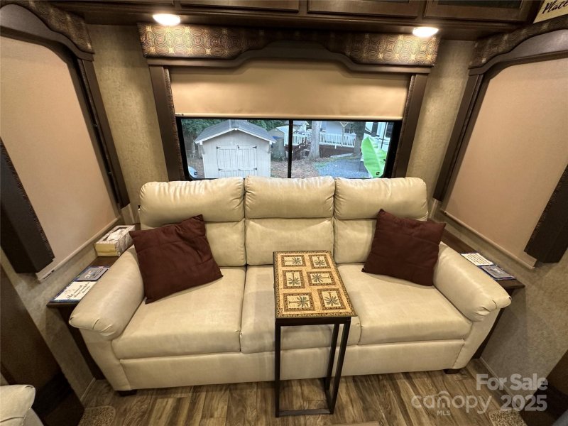 Property image 5 of 104 Cardinal Drive in Badin Shores Resort, New London, NC 28127