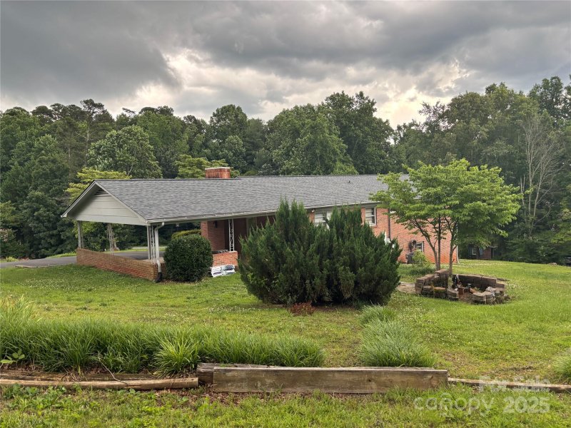 Property image 4 at 356 Lucky Hollow Road, Hickory, NC 28601